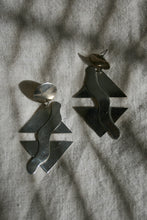 Load image into Gallery viewer, Vintage Geometric Drop Earrings

